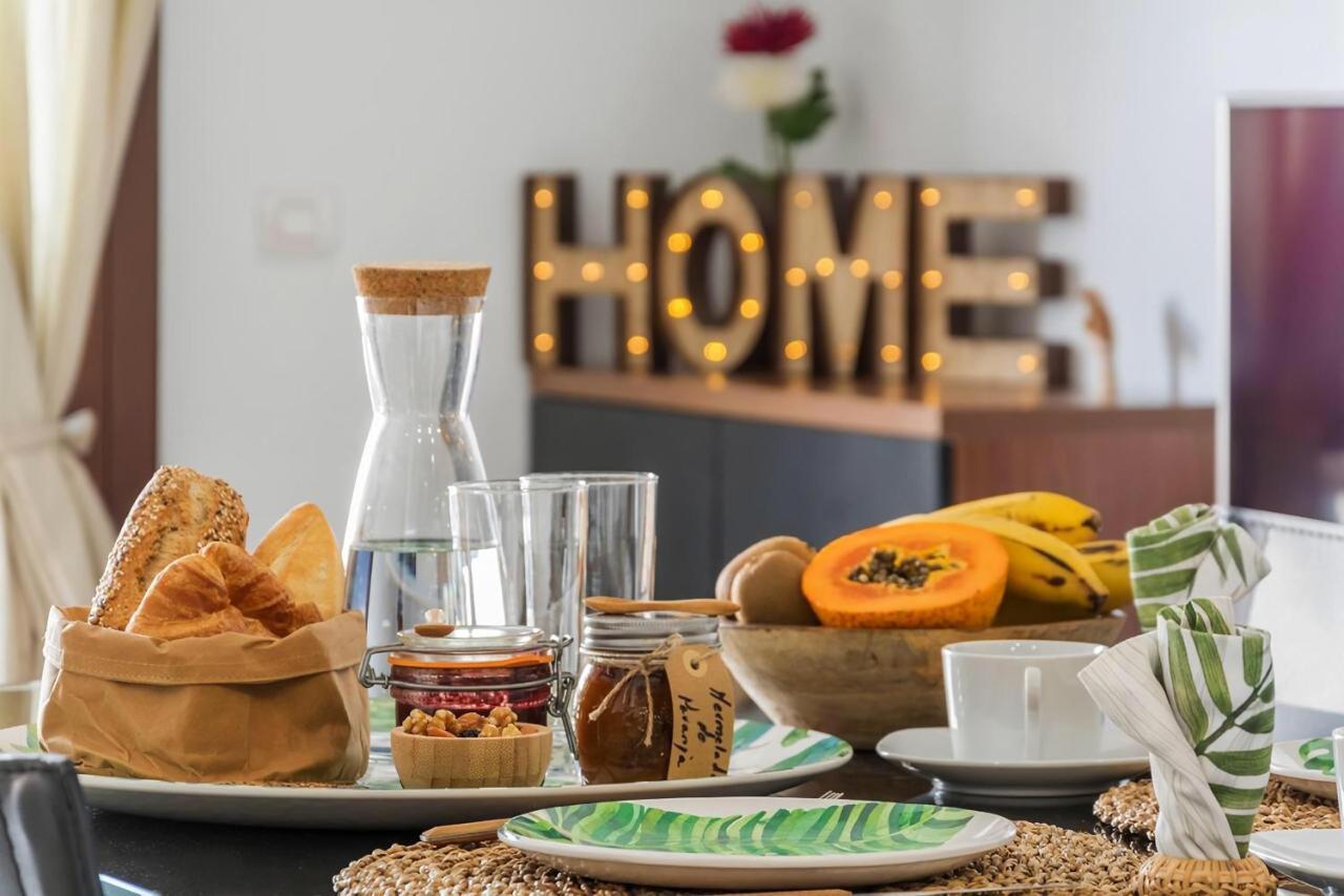 Apartamentos Mares De Lava - Puerto Del Carmen 푸에르토 델 카르멘 외부 사진